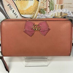 GUCCI GG Marmont Japan Exclusive Ribbon Zip Around Wallet 😍💖